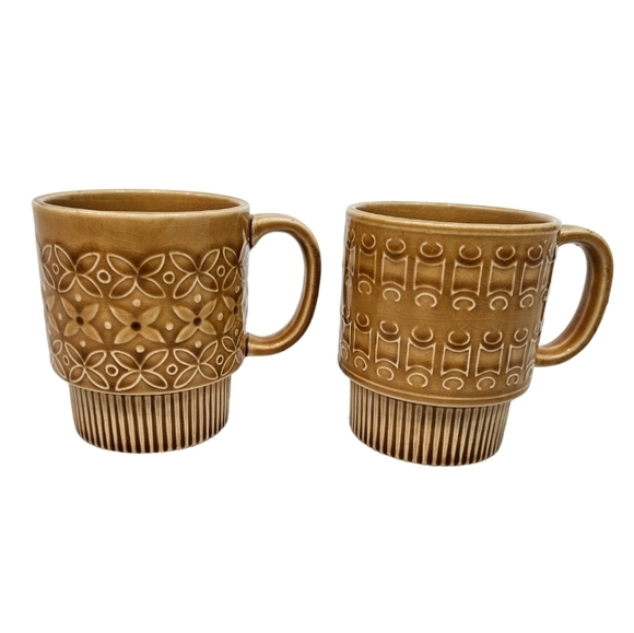 Vintage Gold Mid-Century Modern Stackable Coffee Mugs Tea Cups Set of 2 Q39 - Picture 1 of 8